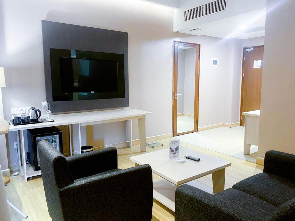 Harper Palembang By Aston Hotell Exteriör bild